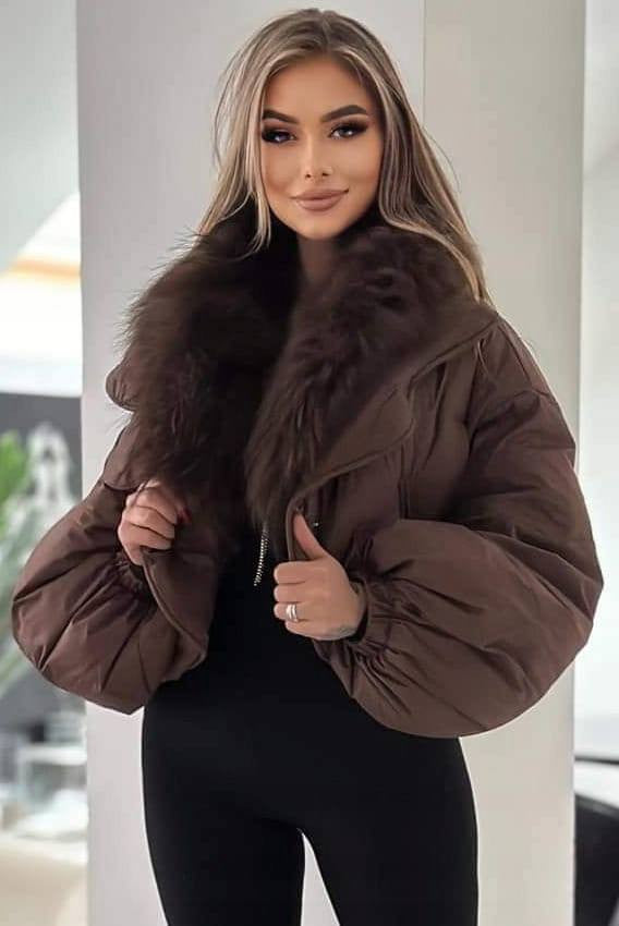 Модерно яке с косъм Тина кафяво