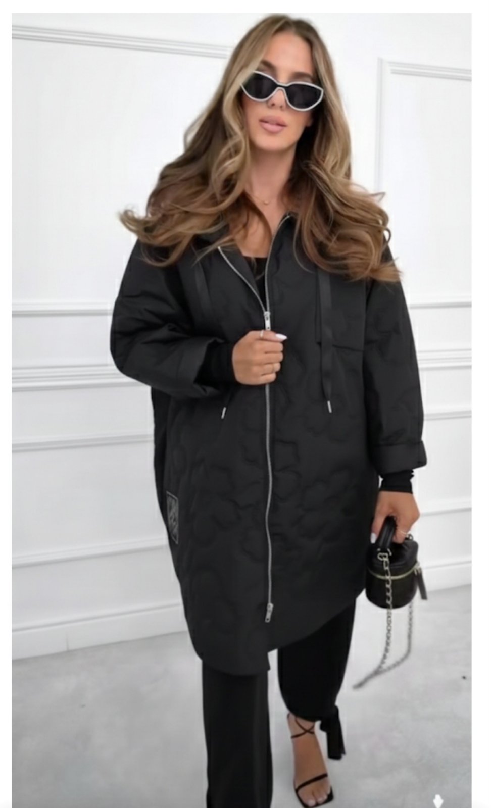 Модерно яке Цвети черно